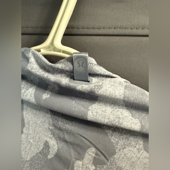 🍋 Lululemon All You Need Scarf - Picture 3 of 3